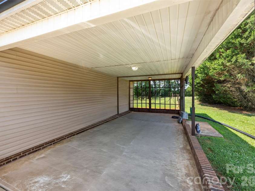 5115 Tonys Way, Vale, NC 28168.  MLS# CAR4403392, YatesRealty ID 36666. 