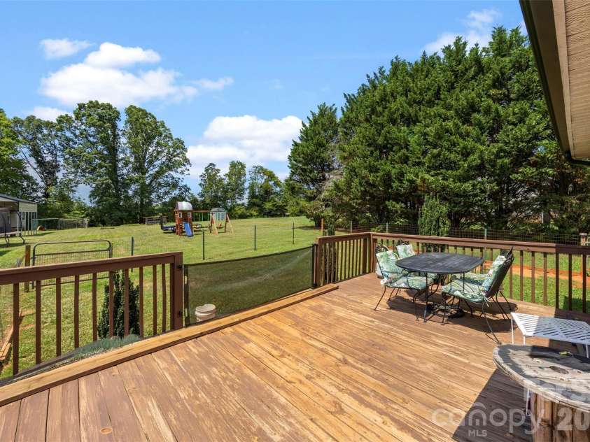 5115 Tonys Way, Vale, NC 28168.  MLS# CAR4403392, YatesRealty ID 36666. 