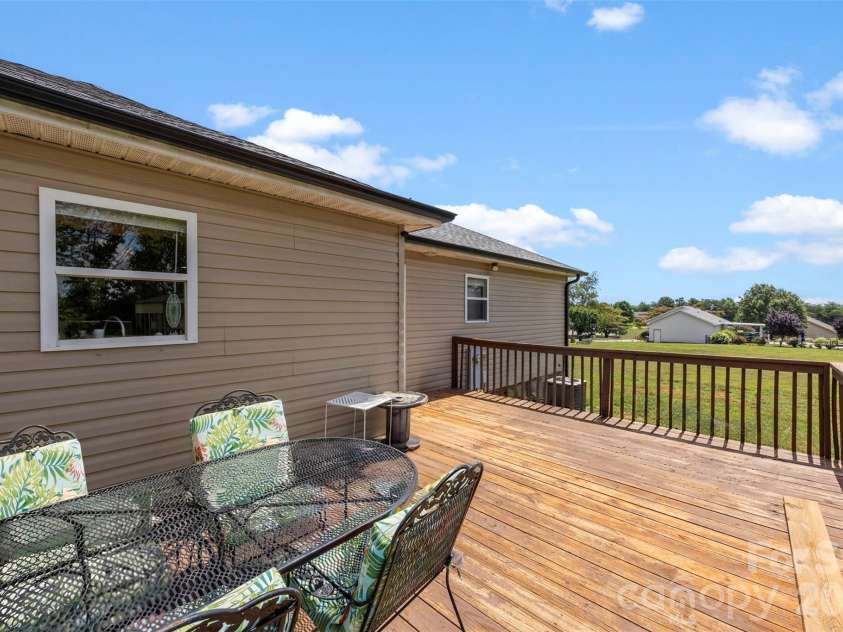 5115 Tonys Way, Vale, NC 28168.  MLS# CAR4403392, YatesRealty ID 36666. 