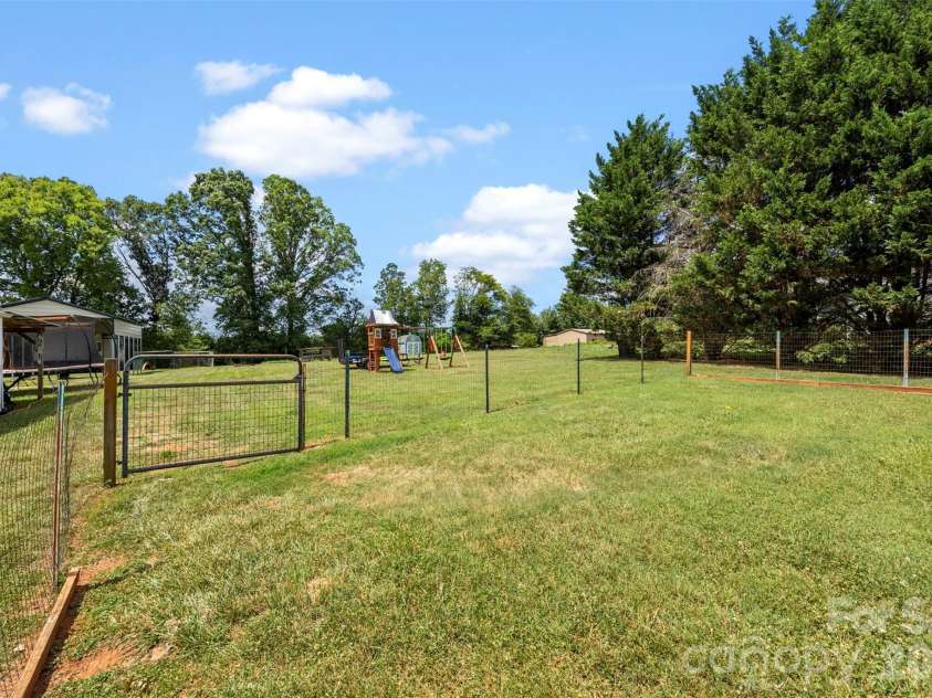 5115 Tonys Way, Vale, NC 28168.  MLS# CAR4403392, YatesRealty ID 36666. 