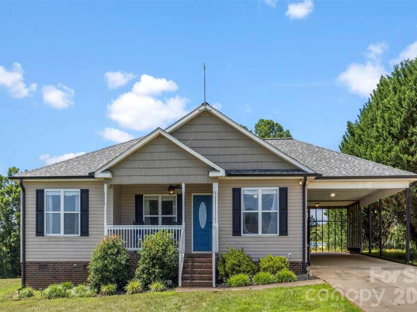 5115 Tonys Way, Vale, NC 28168.  MLS# CAR4403392, YatesRealty ID 36666. 