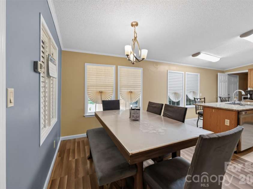 4014 Eutaw Drive, Waxhaw, NC 28173.  MLS# CAR4403095, YatesRealty ID 36667. Dining Area