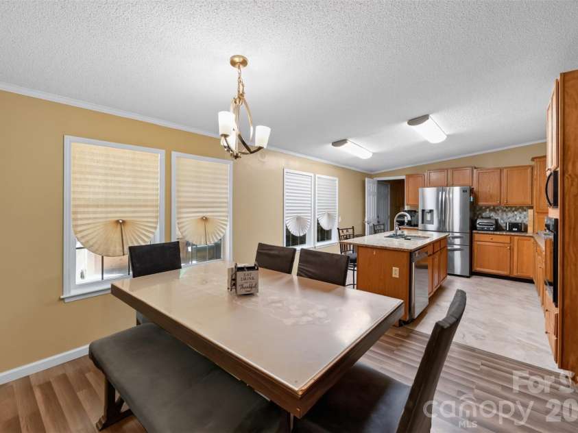 4014 Eutaw Drive, Waxhaw, NC 28173.  MLS# CAR4403095, YatesRealty ID 36667. Dining Area