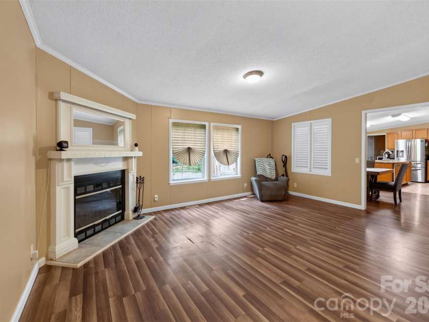 4014 Eutaw Drive, Waxhaw, NC 28173.  MLS# CAR4403095, YatesRealty ID 36667. Family Room