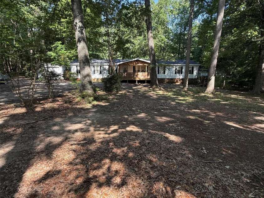 4014 Eutaw Drive, Waxhaw, NC 28173.  MLS# CAR4403095, YatesRealty ID 36667. Front view