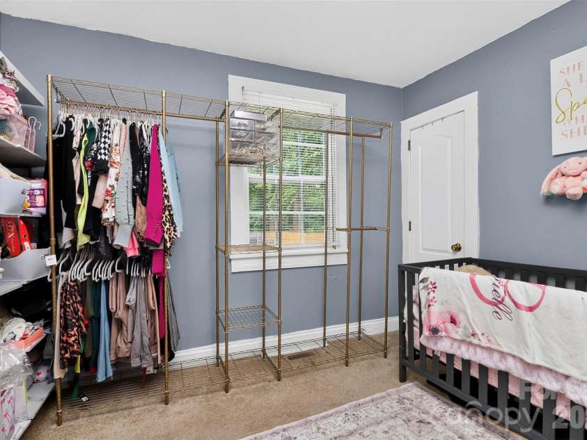 1336 Parkview Circle, Salisbury, NC 28144.  MLS# CAR4403032, YatesRealty ID 36669. 