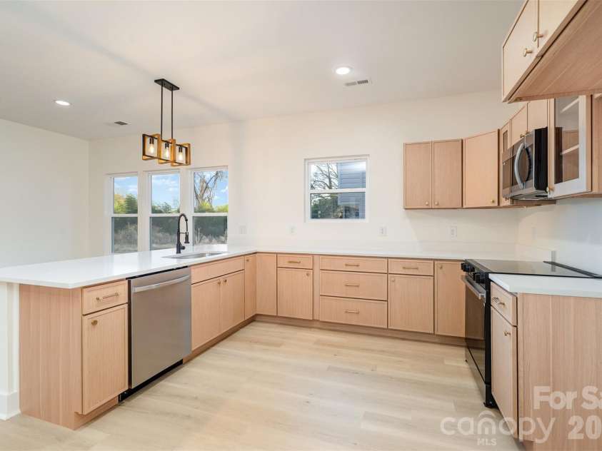 1209-2 Patterson Street, Shelby, NC 28152.  MLS# CAR4325490, YatesRealty ID 3667. 