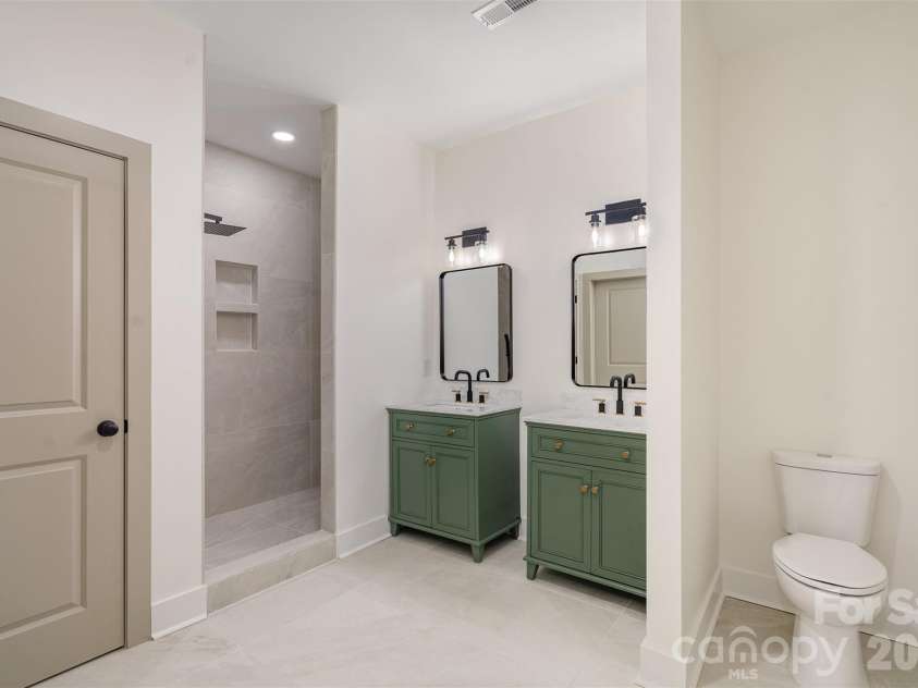 1209-2 Patterson Street, Shelby, NC 28152.  MLS# CAR4325490, YatesRealty ID 3667. 