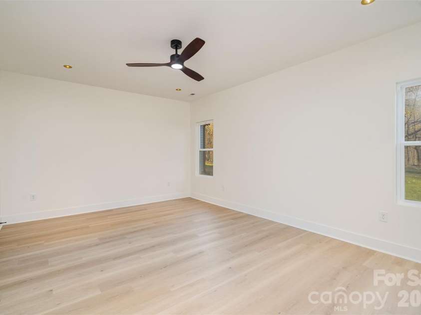 1209-2 Patterson Street, Shelby, NC 28152.  MLS# CAR4325490, YatesRealty ID 3667. 