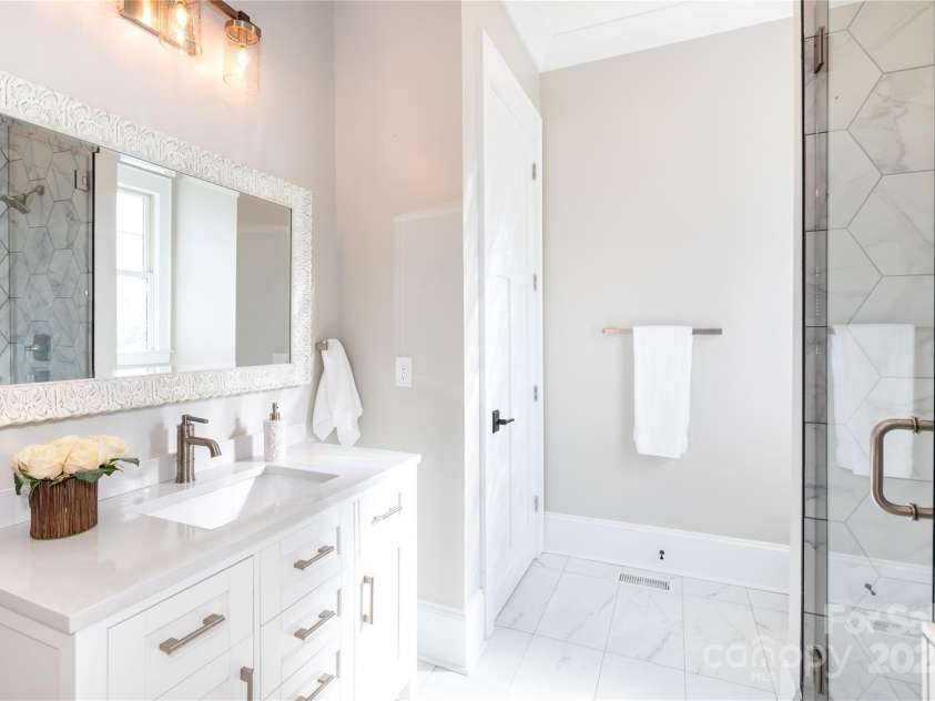 2526 Fort Street, Charlotte, NC 28205.  MLS# CAR4223652, YatesRealty ID 3667. 