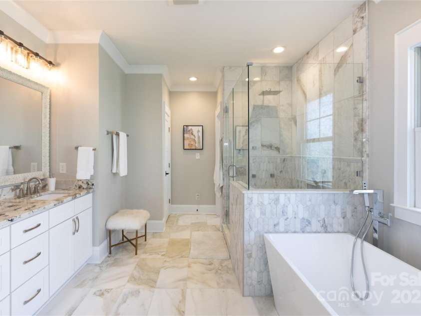 2526 Fort Street, Charlotte, NC 28205.  MLS# CAR4223652, YatesRealty ID 3667. 