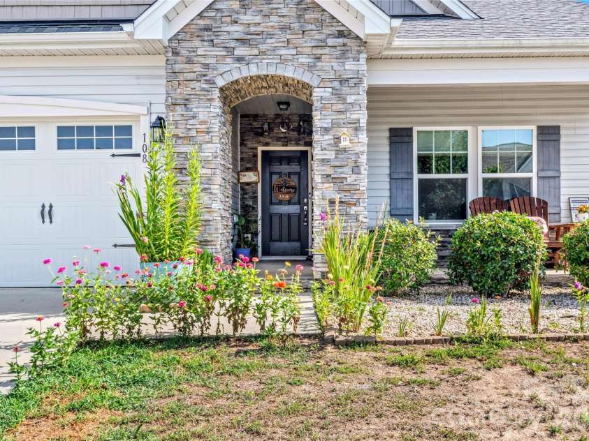 108 Sprucewood Court, Advance, NC 27006.  MLS# CAR4403703, YatesRealty ID 36672. 