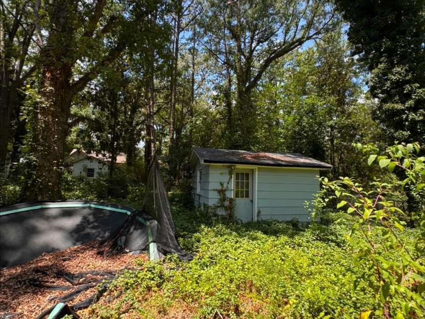 521 Weldon Street, Gastonia, NC 28052.  MLS# CAR4403726, YatesRealty ID 36674. 