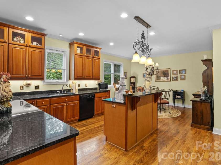 100 Crestgrove Drive, Flat Rock, NC 28731.  MLS# CAR4403519, YatesRealty ID 36678. 