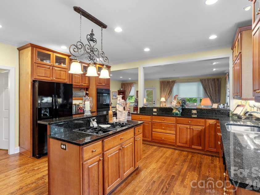 100 Crestgrove Drive, Flat Rock, NC 28731.  MLS# CAR4403519, YatesRealty ID 36678. 