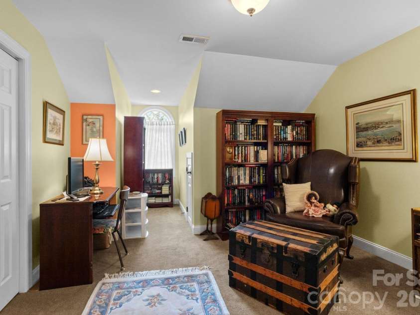 100 Crestgrove Drive, Flat Rock, NC 28731.  MLS# CAR4403519, YatesRealty ID 36678. 