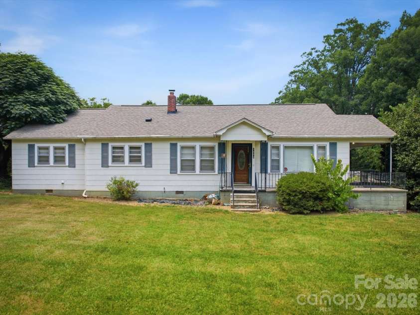 1809 Drexel Road, Valdese, NC 28690.  MLS# CAR4399107, YatesRealty ID 36679. 