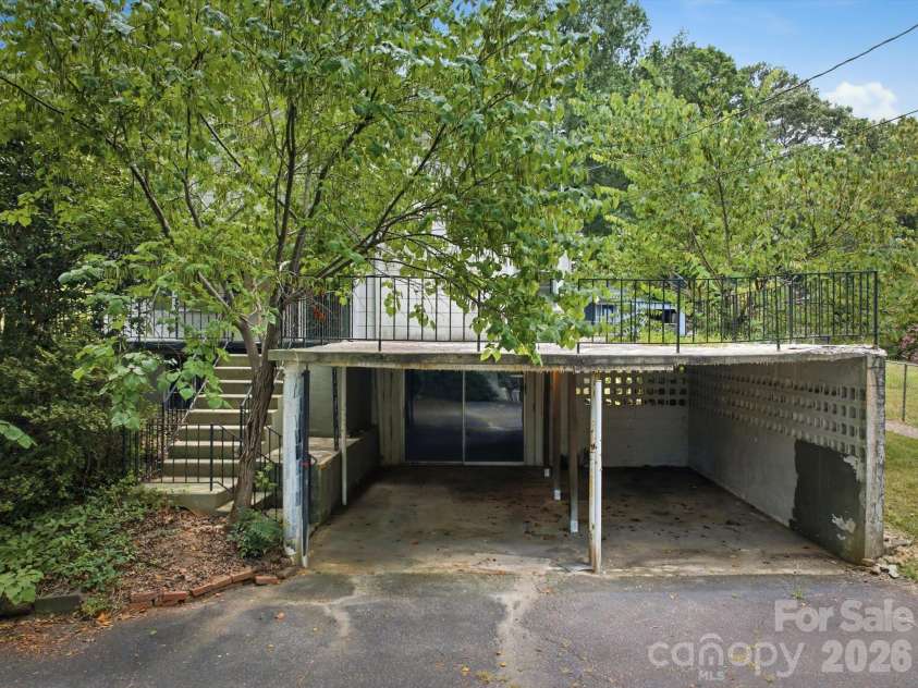 1809 Drexel Road, Valdese, NC 28690.  MLS# CAR4399107, YatesRealty ID 36679. 