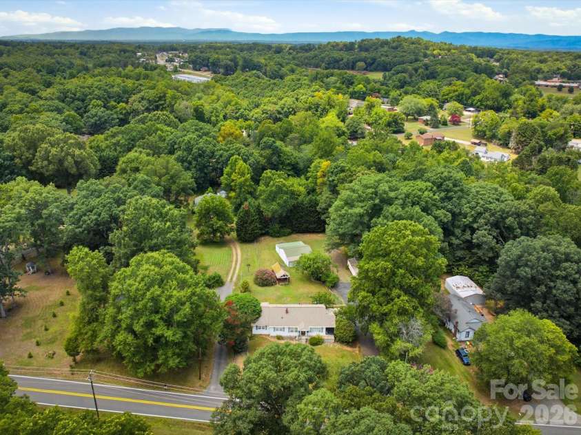 1809 Drexel Road, Valdese, NC 28690.  MLS# CAR4399107, YatesRealty ID 36679. 