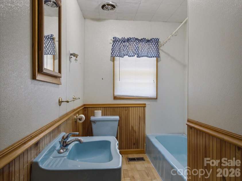 1809 Drexel Road, Valdese, NC 28690.  MLS# CAR4399107, YatesRealty ID 36679. 
