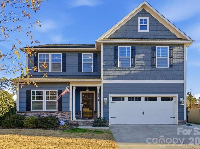 1103 Clover Lane, Matthews, NC 28104.  MLS# CAR4336114, YatesRealty ID 3668. 