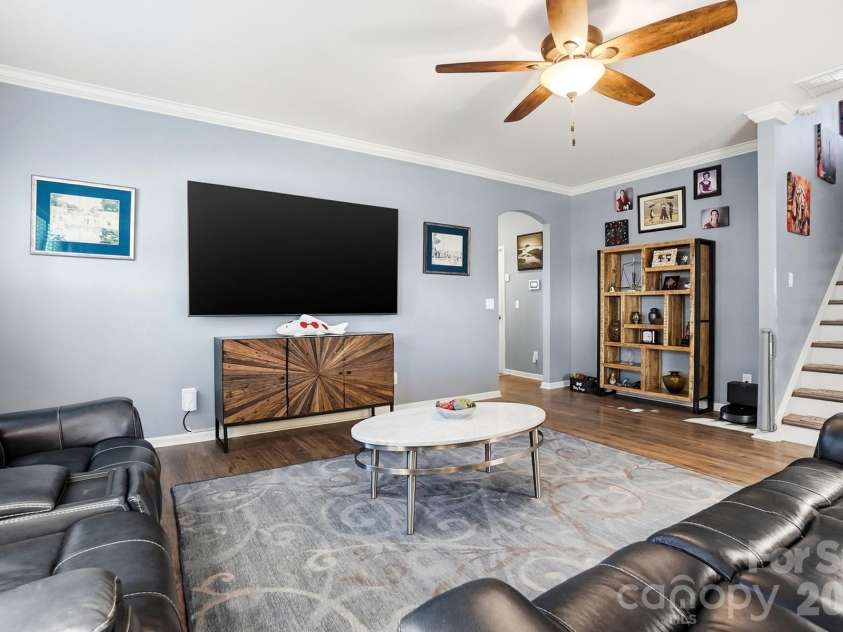 1103 Clover Lane, Matthews, NC 28104.  MLS# CAR4336114, YatesRealty ID 3668. 