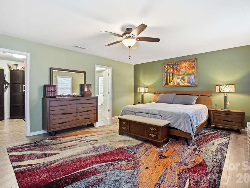 1103 Clover Lane, Matthews, NC 28104.  MLS# CAR4336114, YatesRealty ID 3668. 