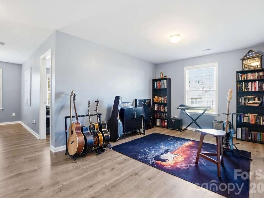 1103 Clover Lane, Matthews, NC 28104.  MLS# CAR4336114, YatesRealty ID 3668. 