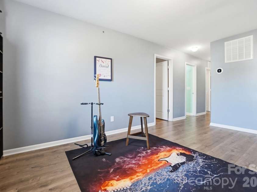 1103 Clover Lane, Matthews, NC 28104.  MLS# CAR4336114, YatesRealty ID 3668. 