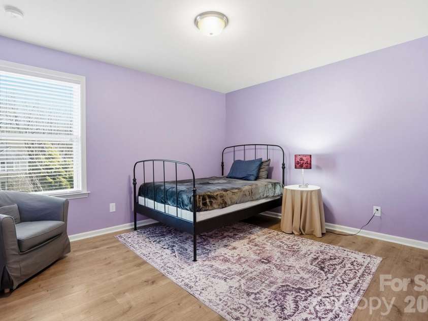 1103 Clover Lane, Matthews, NC 28104.  MLS# CAR4336114, YatesRealty ID 3668. 