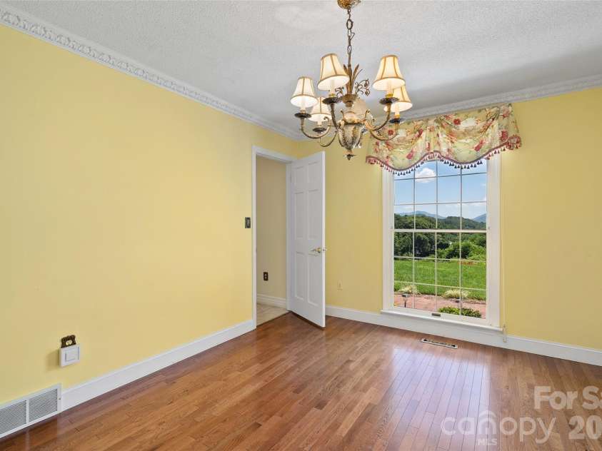 121 Fortner Drive, Waynesville, NC 28786.  MLS# CAR4402565, YatesRealty ID 36680. 