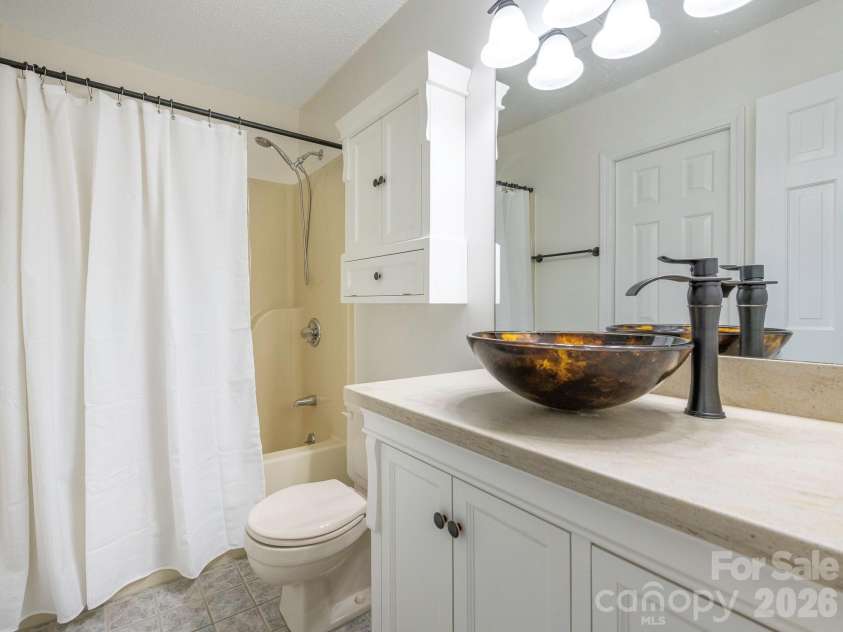 1005 Kenilworth Court, Concord, NC 28027.  MLS# CAR4403489, YatesRealty ID 36682. 