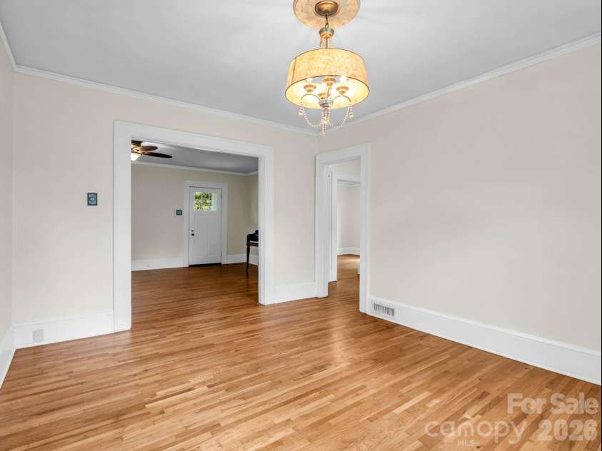 555 State Street, Marion, NC 28752.  MLS# CAR4400439, YatesRealty ID 36686. 