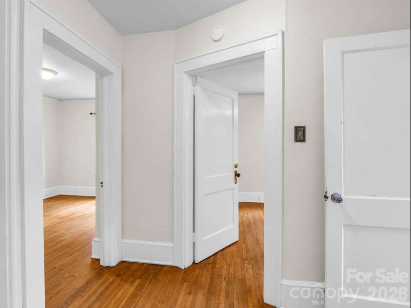 555 State Street, Marion, NC 28752.  MLS# CAR4400439, YatesRealty ID 36686. 