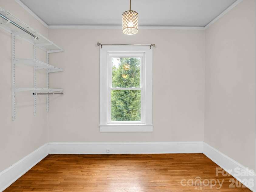 555 State Street, Marion, NC 28752.  MLS# CAR4400439, YatesRealty ID 36686. 
