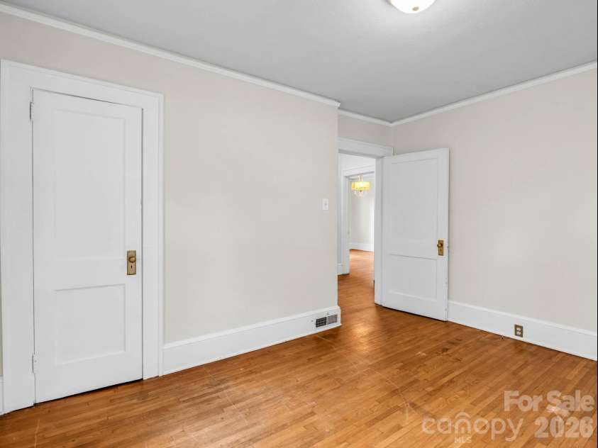 555 State Street, Marion, NC 28752.  MLS# CAR4400439, YatesRealty ID 36686. 