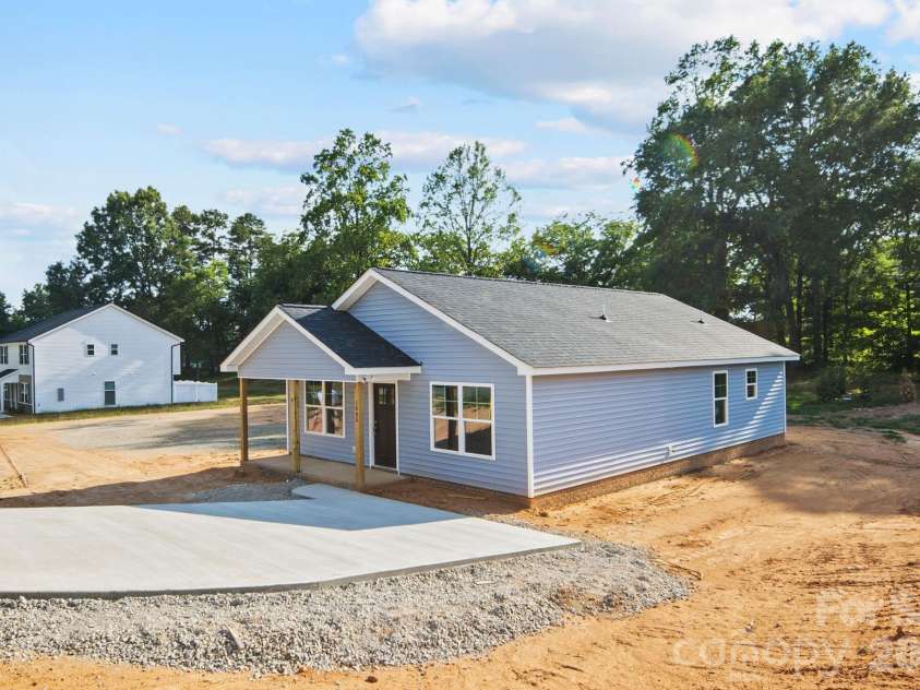 1505 Arden Avenue, Kannapolis, NC 28083.  MLS# CAR4403735, YatesRealty ID 36687. 