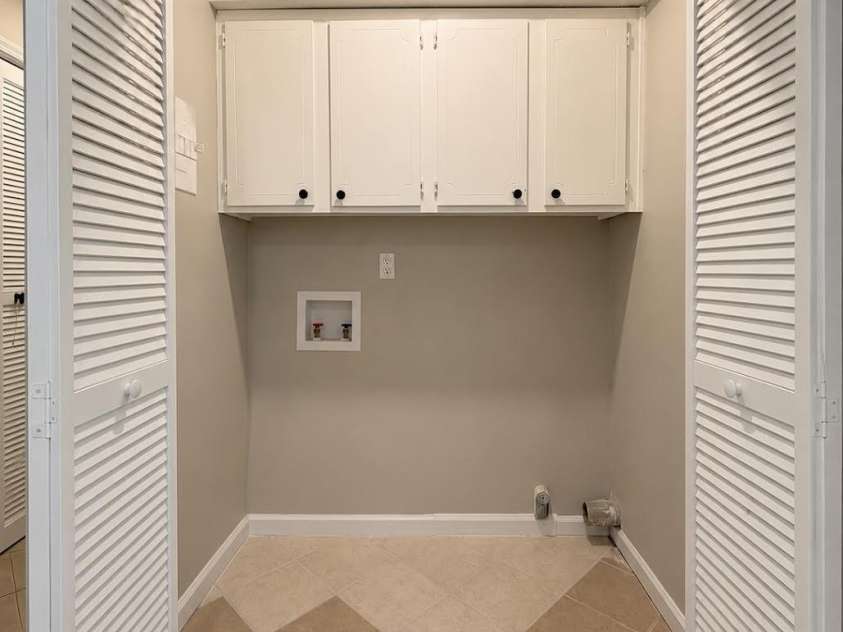 6101 honeysuckle Lane, Charlotte, NC 28212.  MLS# CAR4403515, YatesRealty ID 36688. 