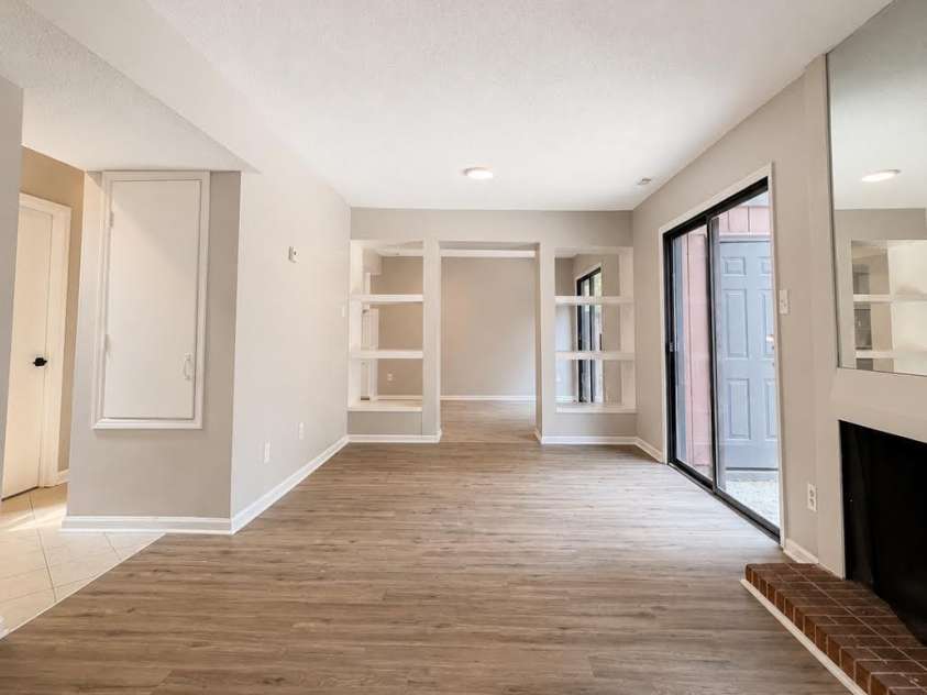 6101 honeysuckle Lane, Charlotte, NC 28212.  MLS# CAR4403515, YatesRealty ID 36688. 