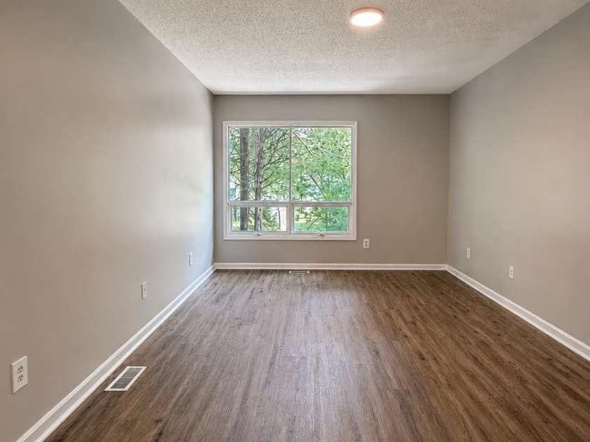 6101 honeysuckle Lane, Charlotte, NC 28212.  MLS# CAR4403515, YatesRealty ID 36688. 