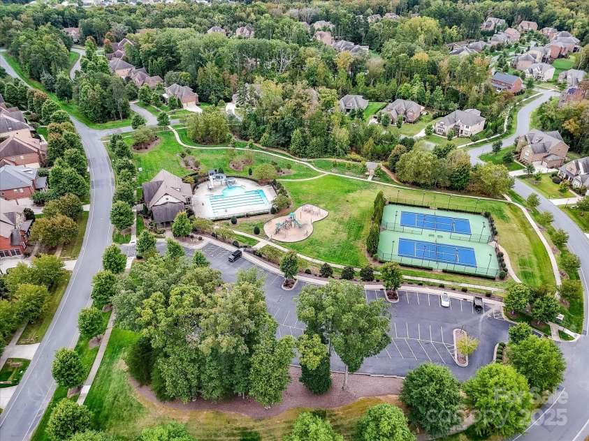 13130 Long Common Parkway, Huntersville, NC 28078.  MLS# CAR4310973, YatesRealty ID 3669. Aerial Amenities
