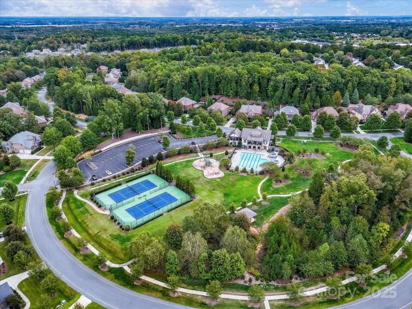 13130 Long Common Parkway, Huntersville, NC 28078.  MLS# CAR4310973, YatesRealty ID 3669. Aerial Amenities