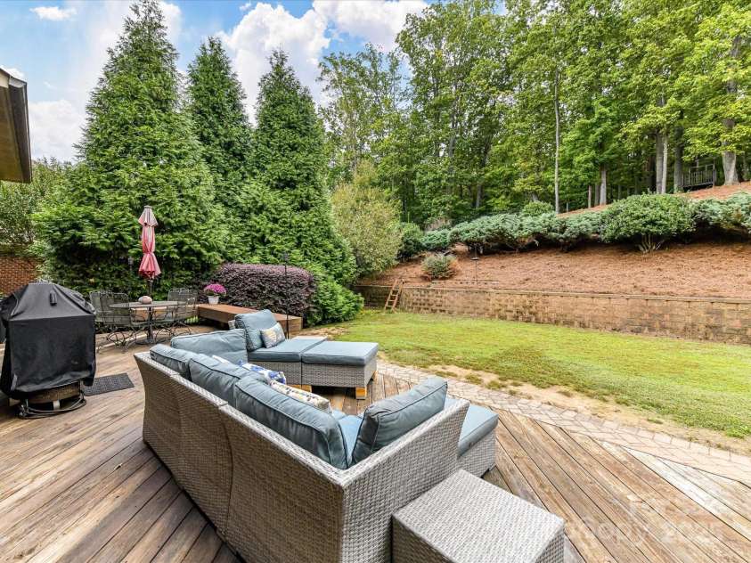 13130 Long Common Parkway, Huntersville, NC 28078.  MLS# CAR4310973, YatesRealty ID 3669. Deck