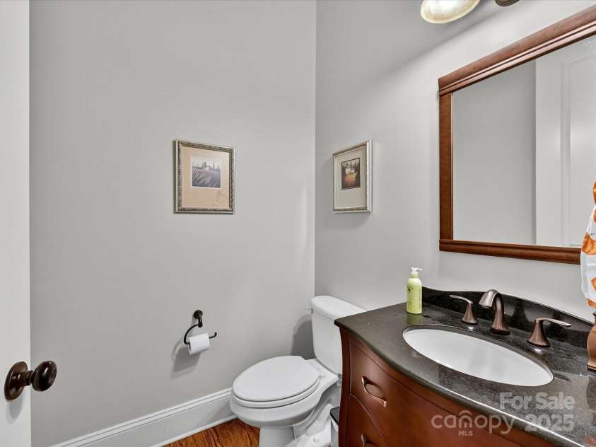 13130 Long Common Parkway, Huntersville, NC 28078.  MLS# CAR4310973, YatesRealty ID 3669. Powder Room