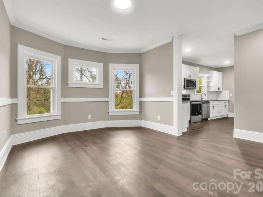1817 Little Rock Road, Charlotte, NC 28214.  MLS# CAR4352307, YatesRealty ID 3669. 