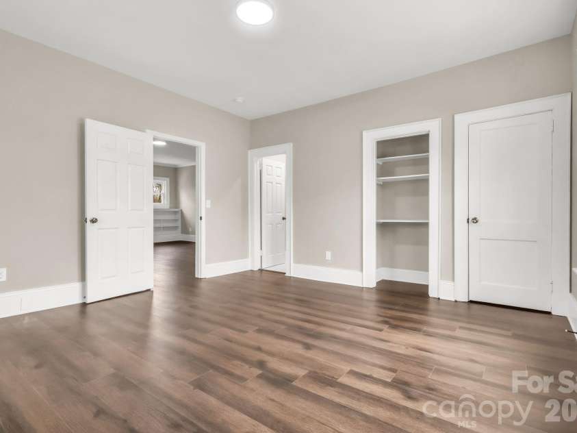 1817 Little Rock Road, Charlotte, NC 28214.  MLS# CAR4352307, YatesRealty ID 3669. 