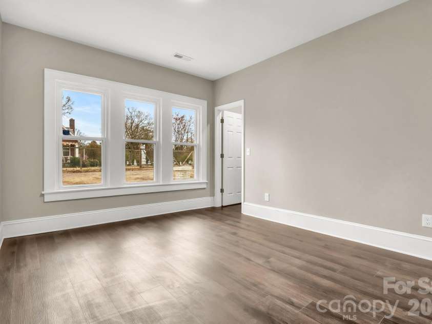 1817 Little Rock Road, Charlotte, NC 28214.  MLS# CAR4352307, YatesRealty ID 3669. 