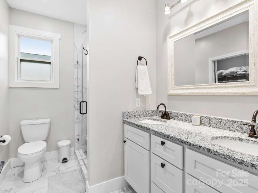 578 Dairy Street, Hendersonville, NC 28739.  MLS# CAR4221060, YatesRealty ID 3669. 