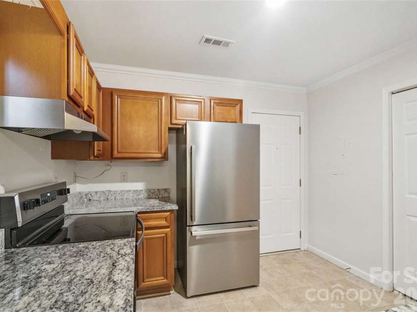 431 Danielle Way, Fort Mill, SC 29715.  MLS# CAR4403787, YatesRealty ID 36694. 