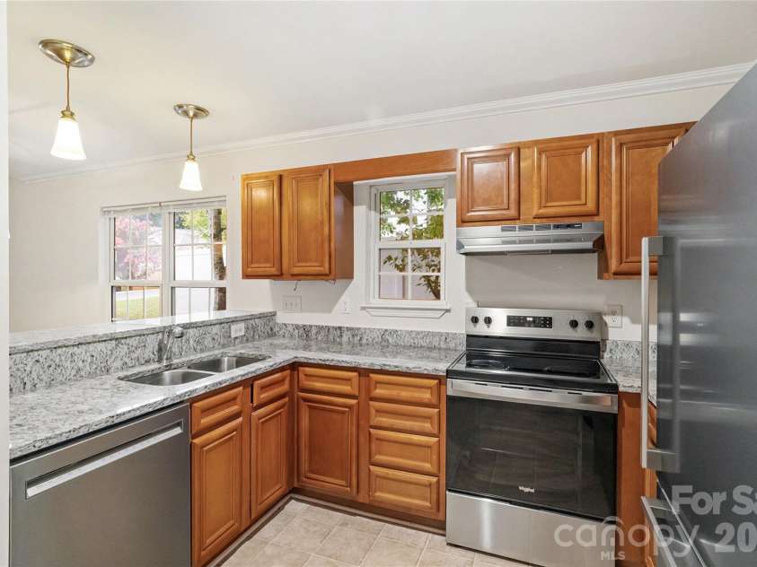 431 Danielle Way, Fort Mill, SC 29715.  MLS# CAR4403787, YatesRealty ID 36694. 